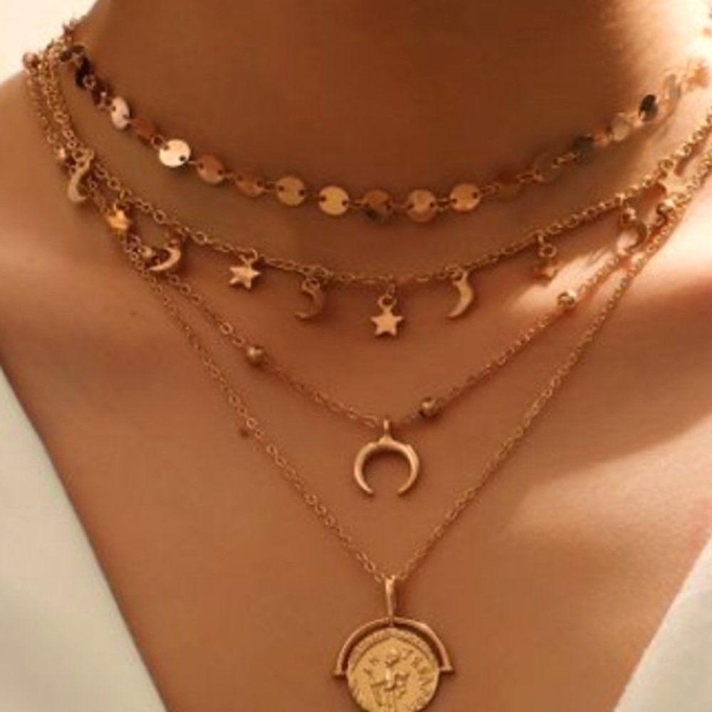 Moon multilayer necklace